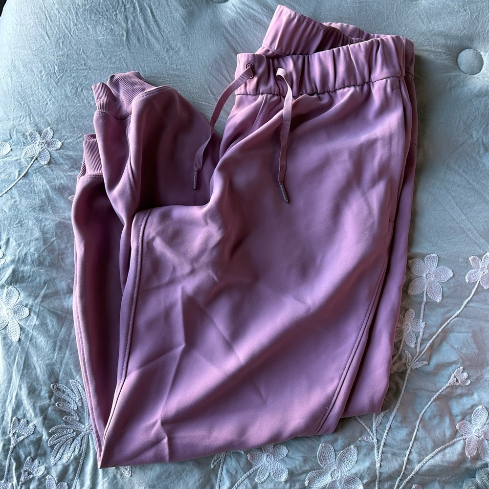 Lululemon Stretch high rise jogger